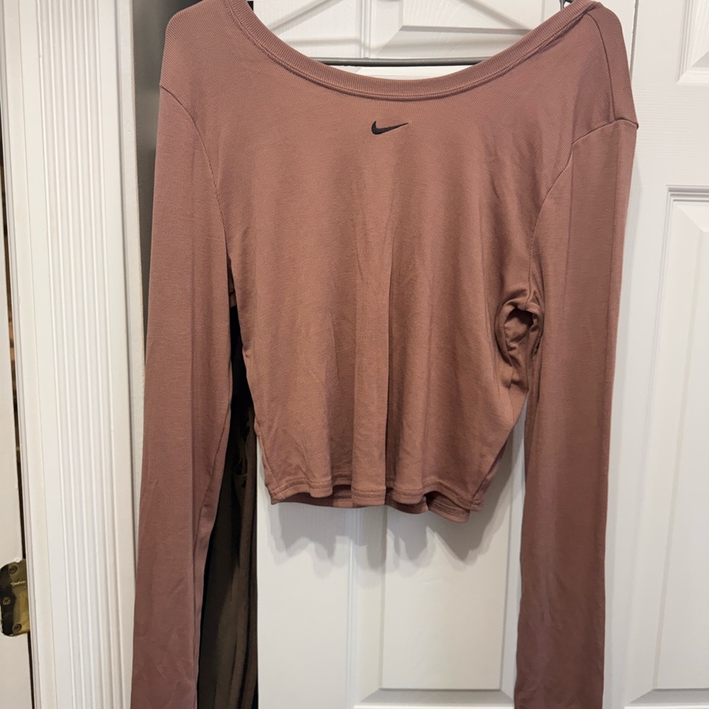 Nike Women's Mauve Long Sleeve Crop Top